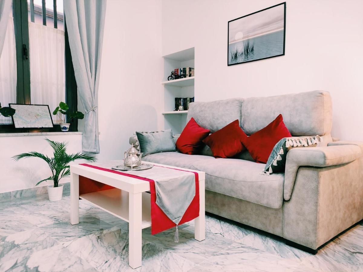 Ciriaco By Sevillaluxurysuites *